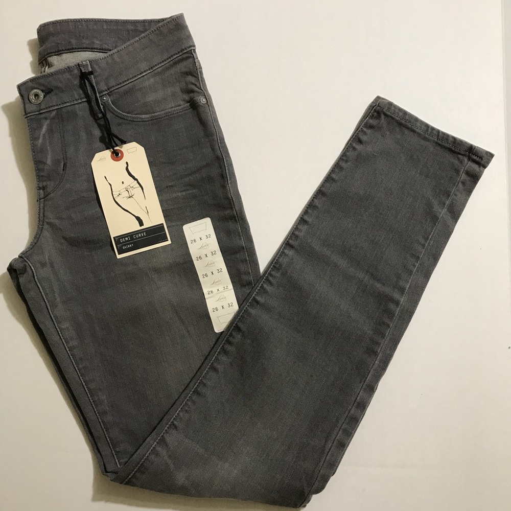 Levi’s Demi Curve Skinny Jeans